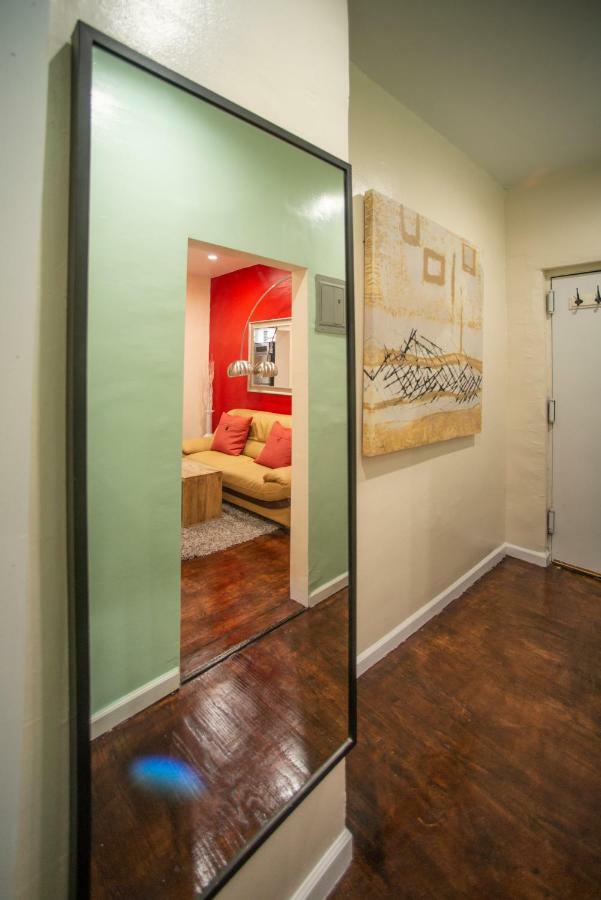 Private Room In A Shared Apartment 15 Minutes To Times Square! Nova Iorque Exterior foto